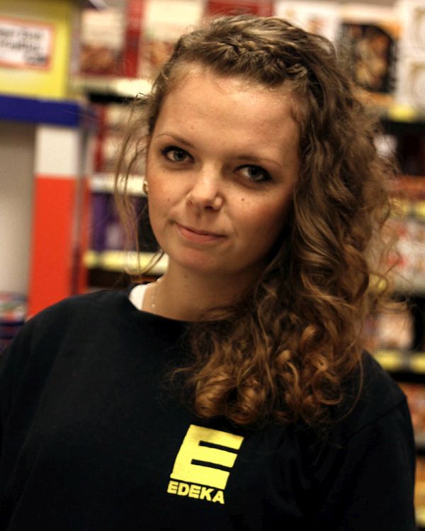 Sarah Pientka Sarah Pientka